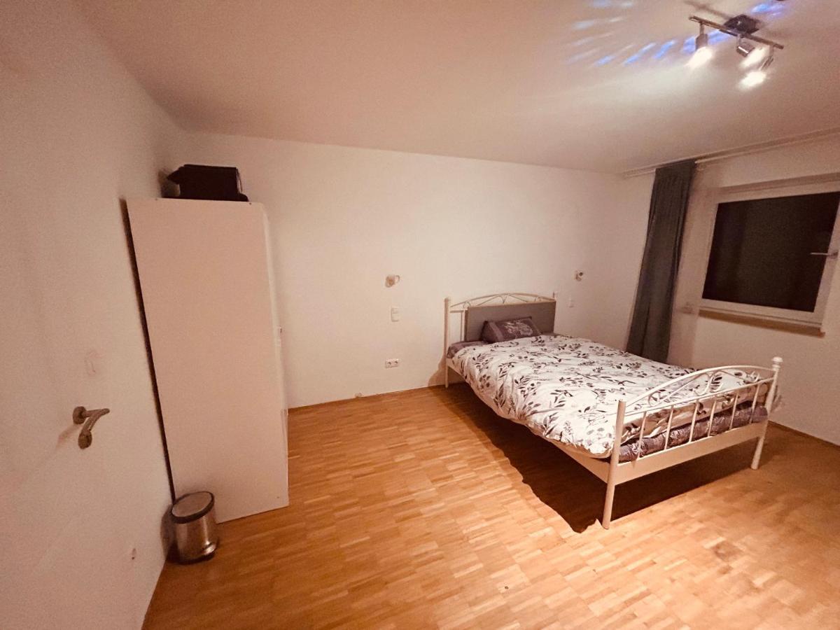 Theresienstrasse 83 Privatunterkunft München